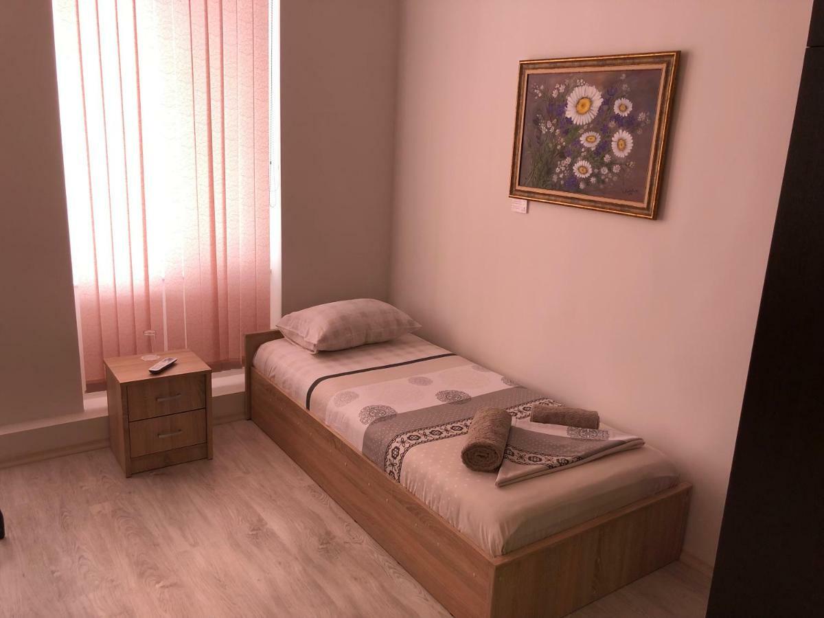 Guest Rooms Opera Plovdiv Exterior photo