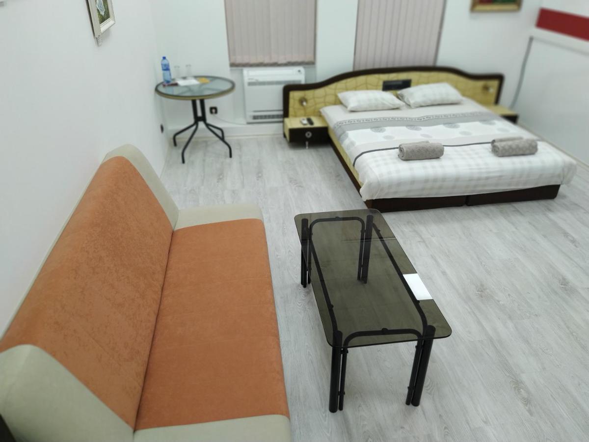 Guest Rooms Opera Plovdiv Exterior photo
